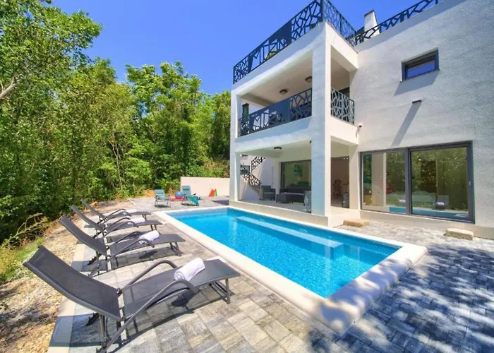 فيلة Wellness Modruna