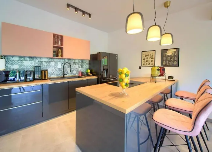 فيلة Wellness Modruna